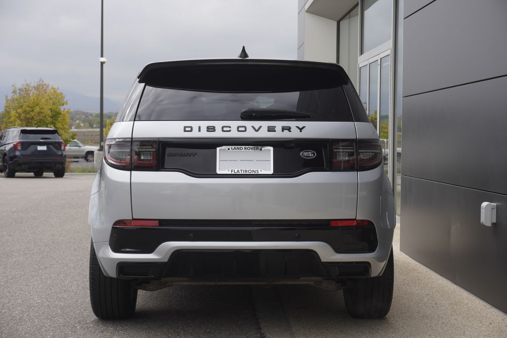 2022 Land Rover Discovery Sport S R-Dynamic photo 4