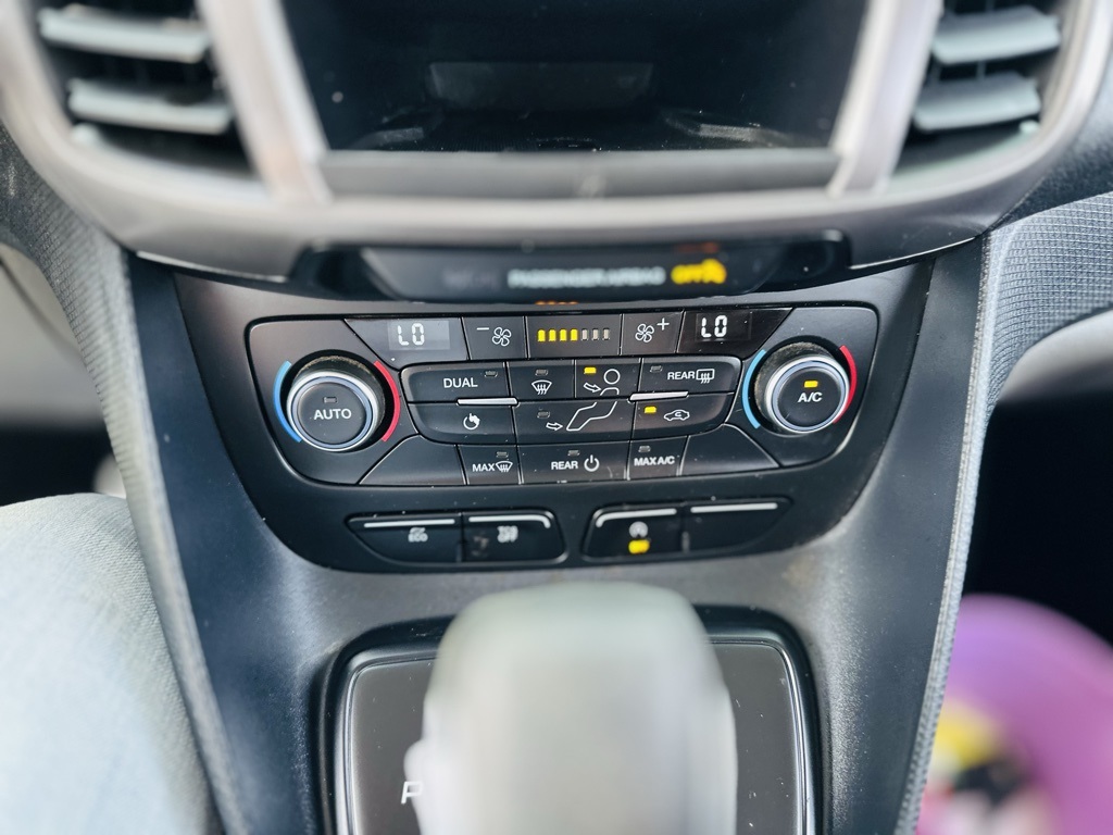 2020 Ford Transit XLT photo 31