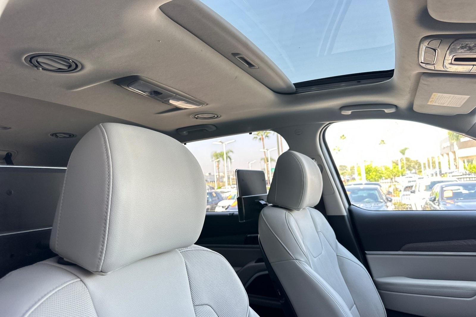 2022 Kia Telluride EX photo 19