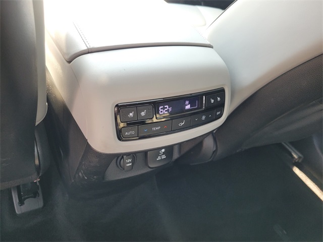 2025 Hyundai Palisade SEL photo 3