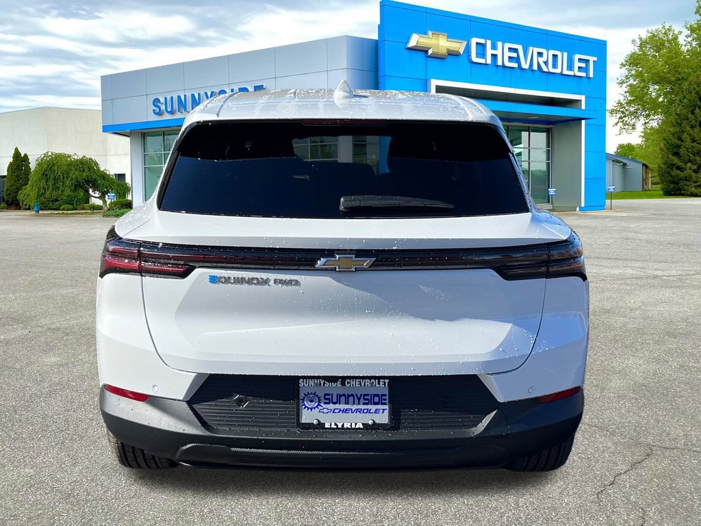 2026 Chevrolet Equinox EV 1LT photo 3