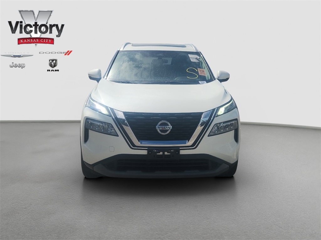 Used 2021 Nissan Rogue SV with VIN 5N1AT3BA4MC697224 for sale in Kansas City