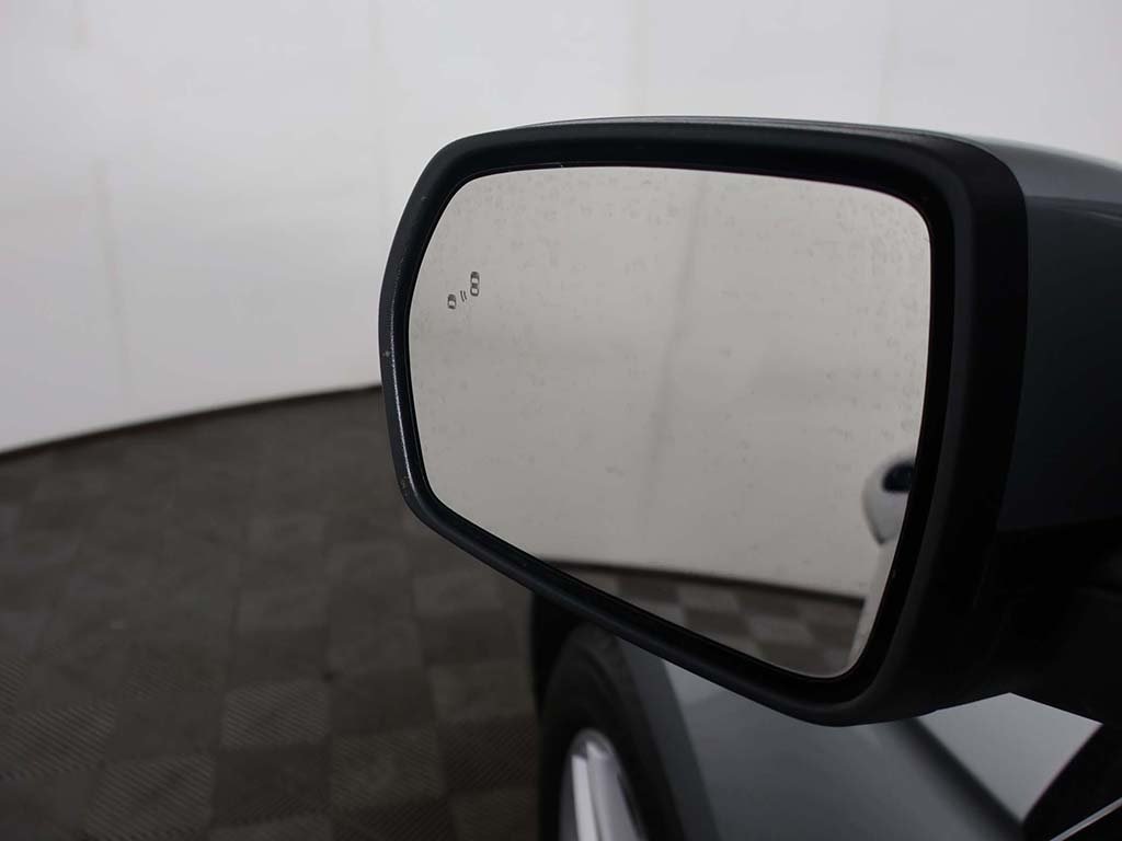 2024 Ford Edge SEL photo 30