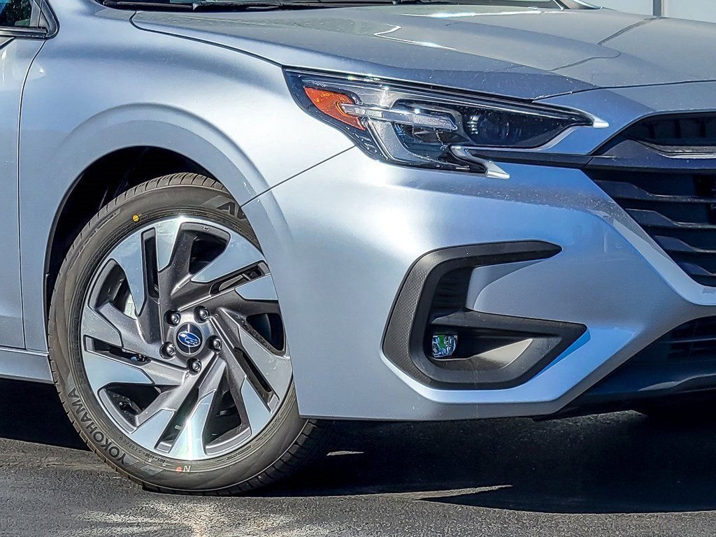 2025 SUBARU LEGACY - Image 3