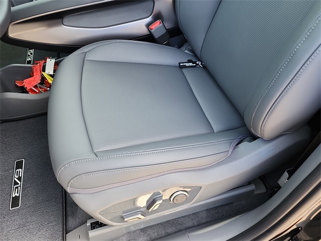 2026 Kia EV9 Light Long Range photo 11