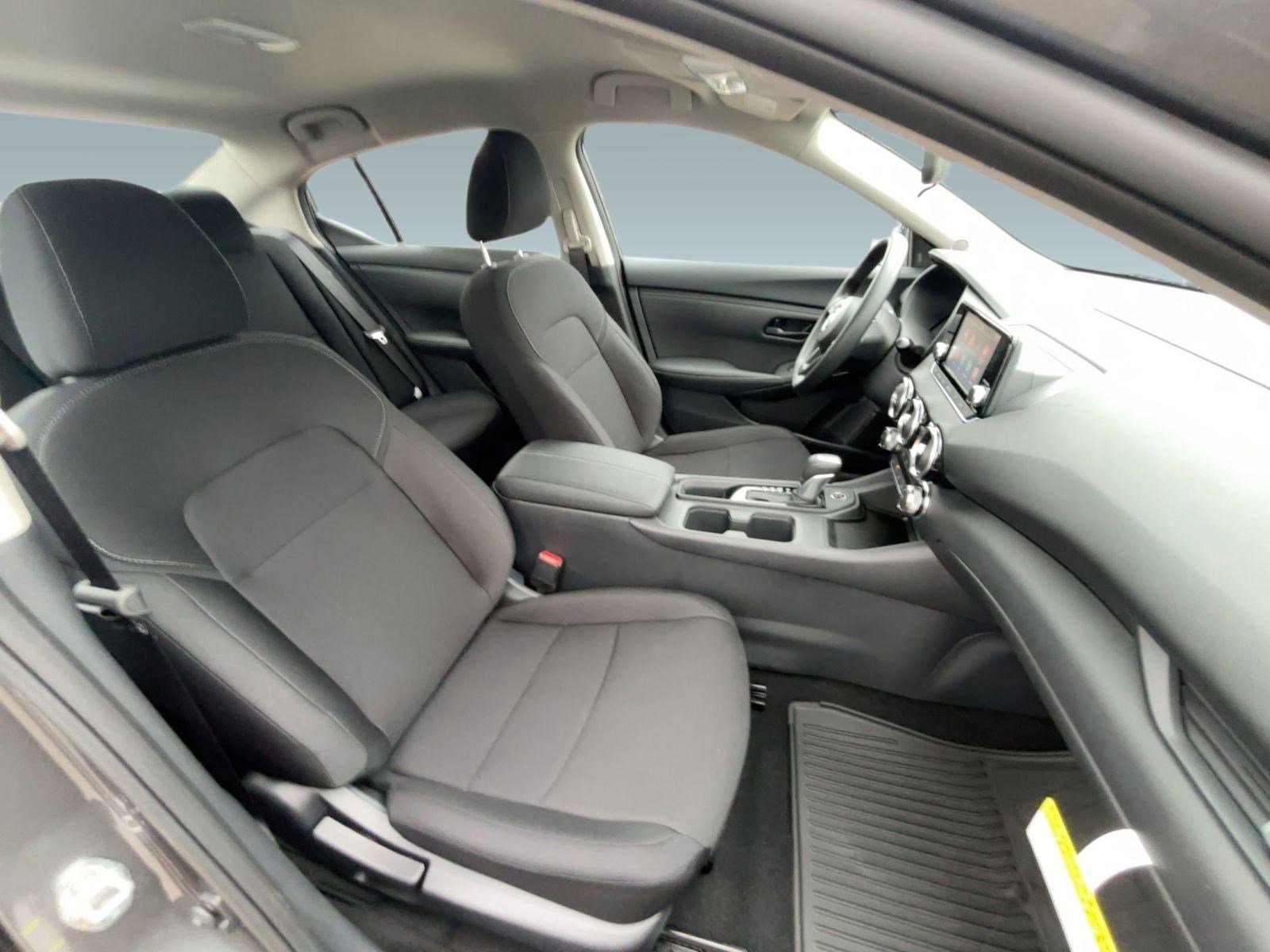 2025 Nissan Sentra S photo 27