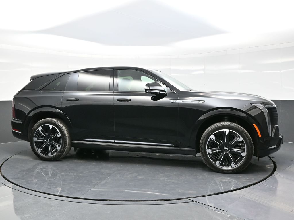 2025 Cadillac Escalade IQ Sport photo 7