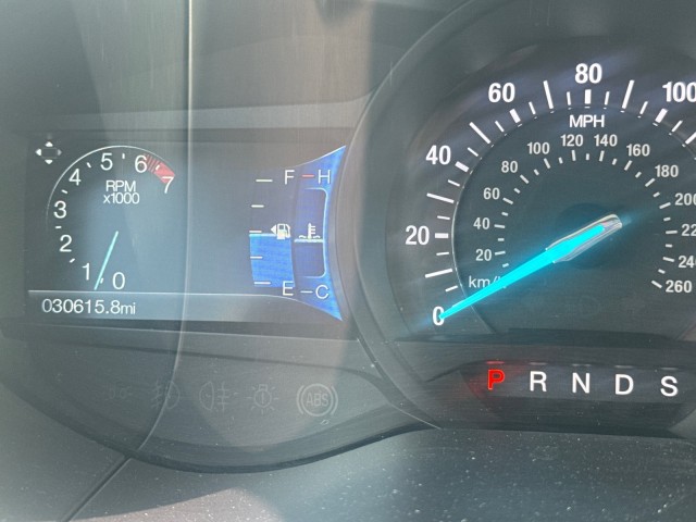 Used 2018  Ford SEL image 2