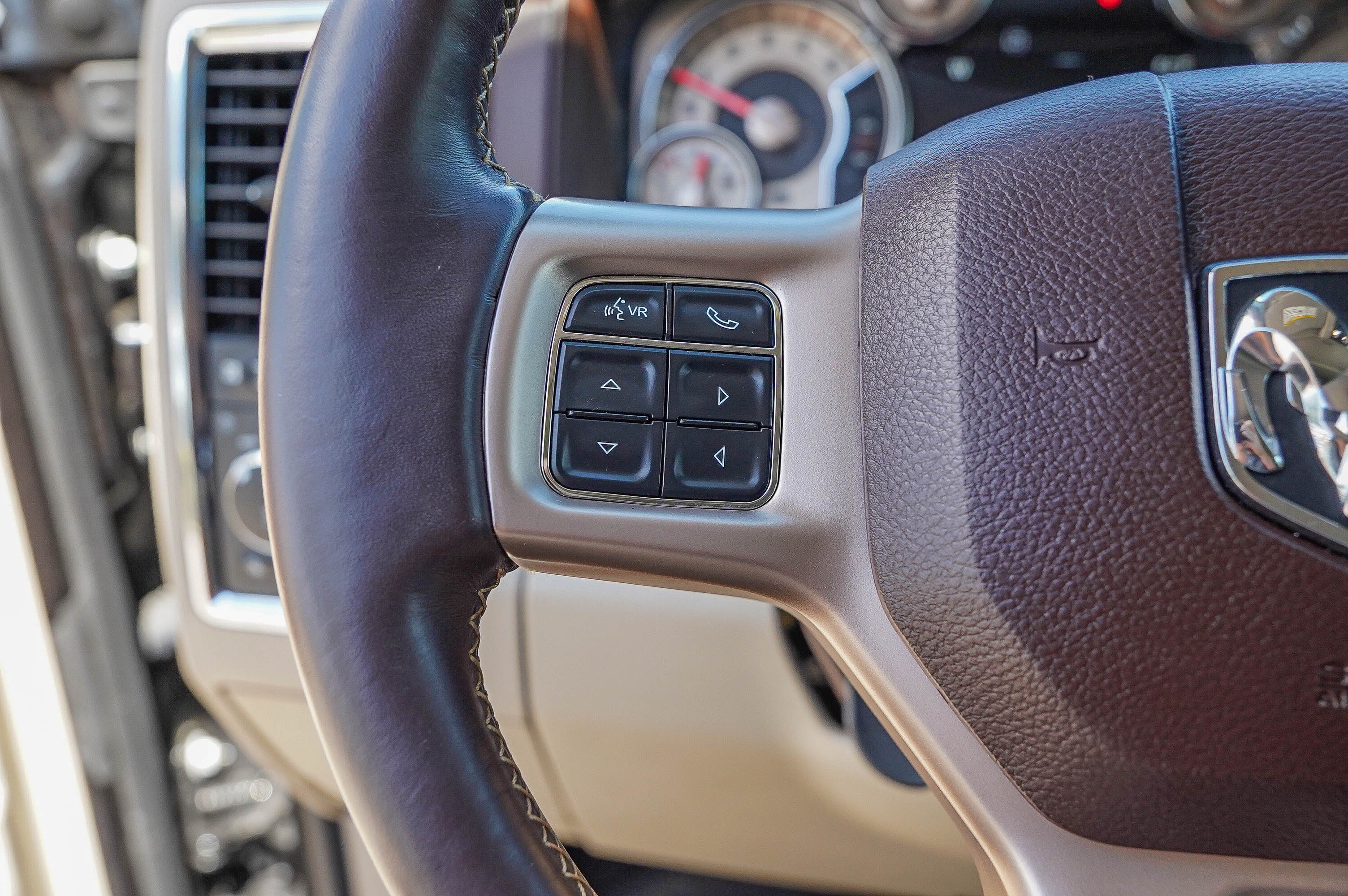 2018 Ram 3500 Laramie Longhorn photo 13