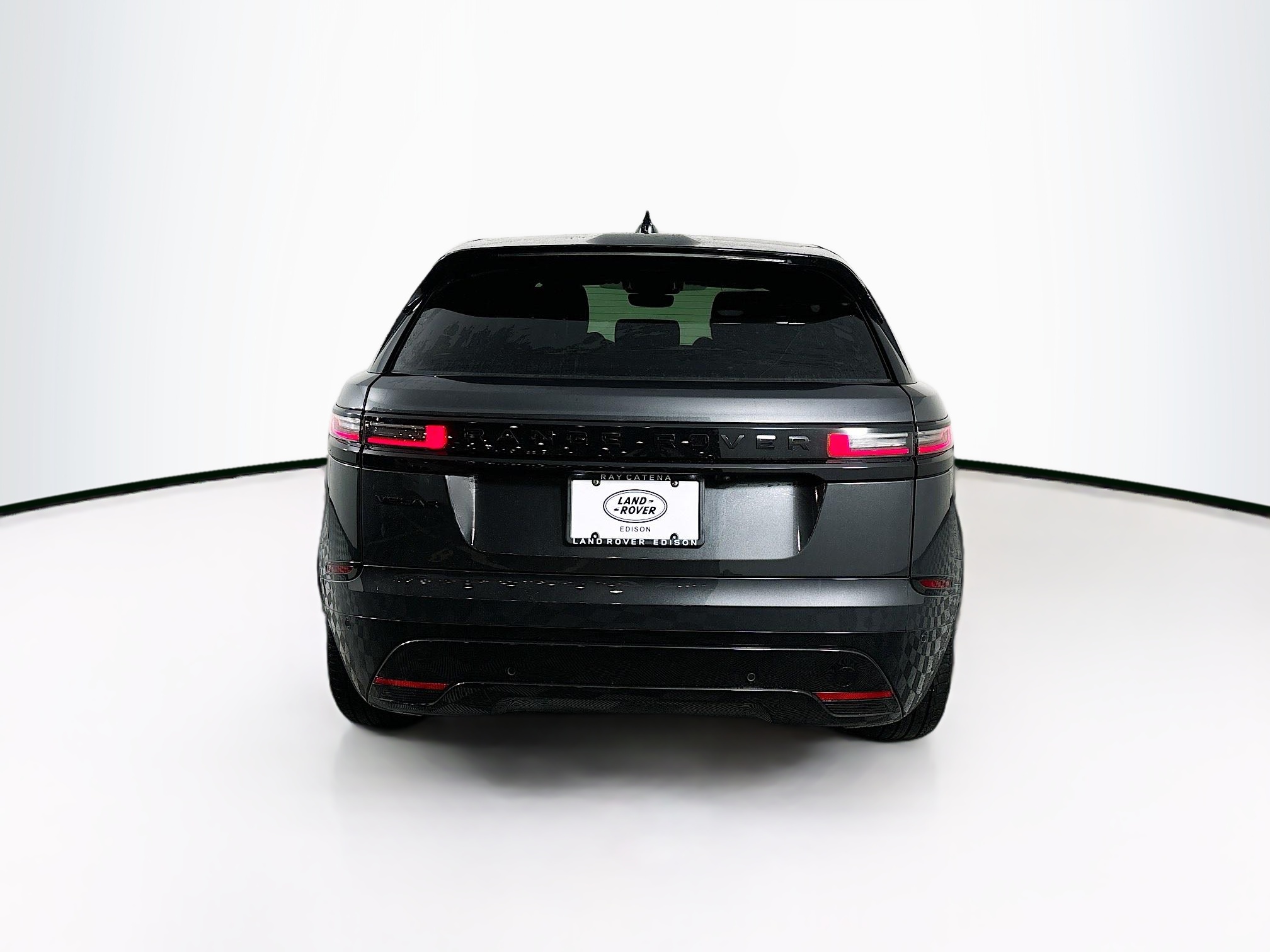 2026 Land Rover Range Rover Velar SE photo 3