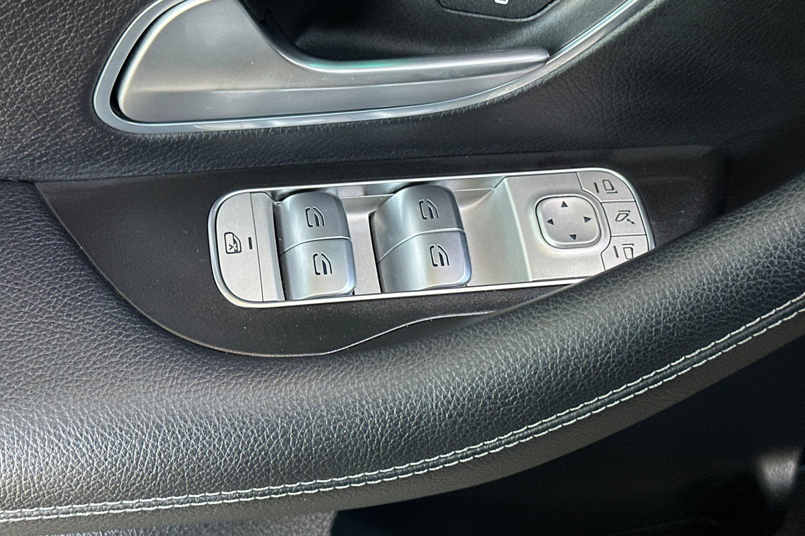 2023 Mercedes Benz GLE 450 4MATIC photo 22