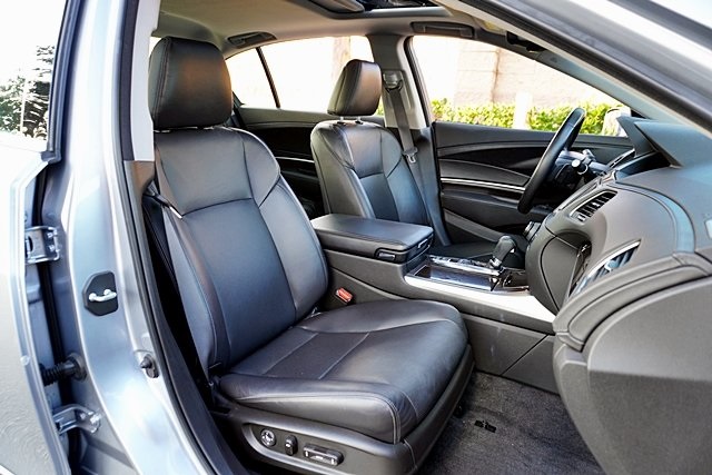 Used 2017 Silver Acura Teknology Pkg image 11