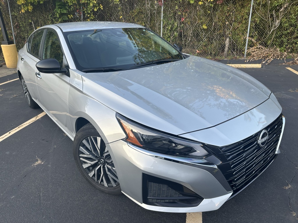 2024 Nissan Altima SV
