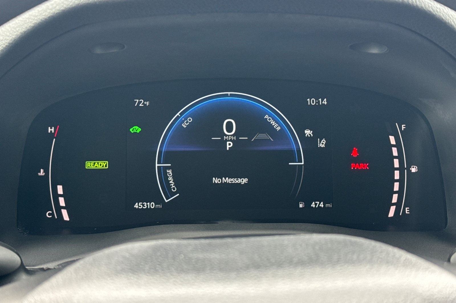 2025 Toyota Camry LE photo 25