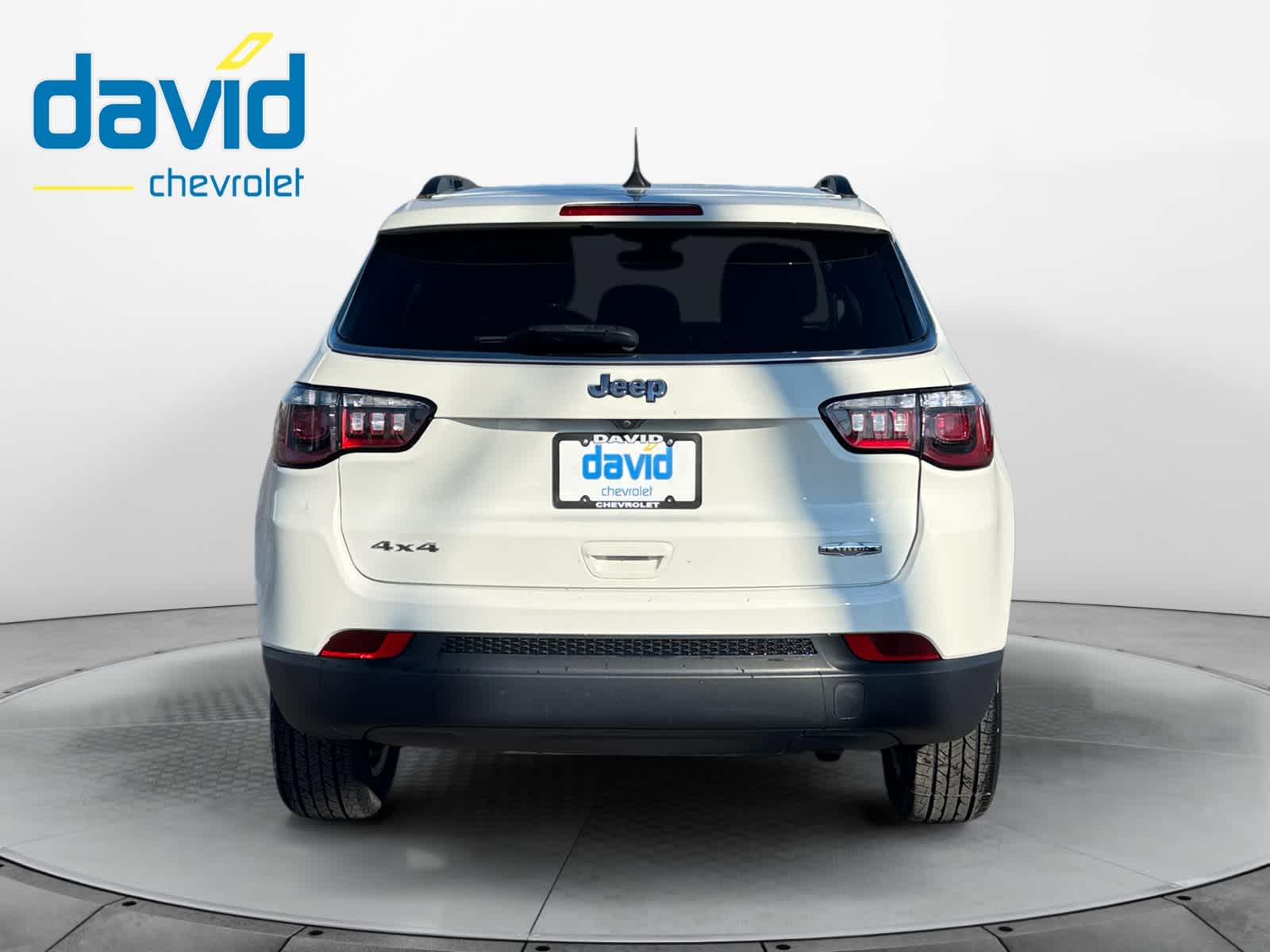 2021 Jeep Compass Latitude photo 4