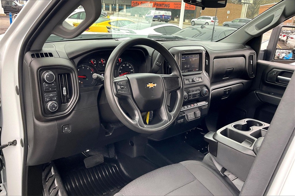 2023 CHEVROLET SILVERADO HD - Image 11