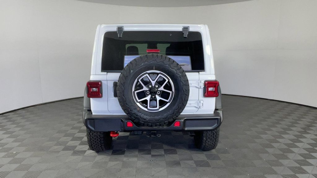 2025 Jeep Wrangler Rubicon photo 5