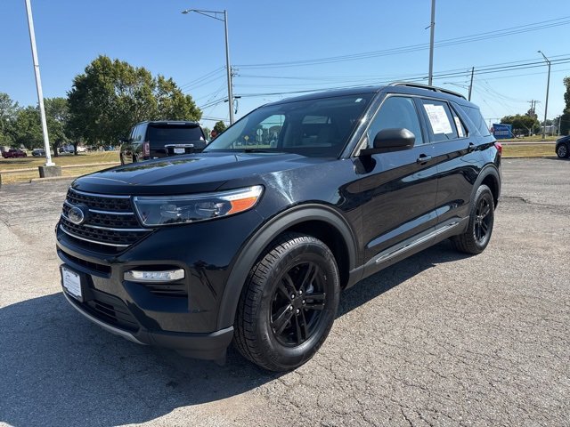 2023 Ford Explorer XLT's photo