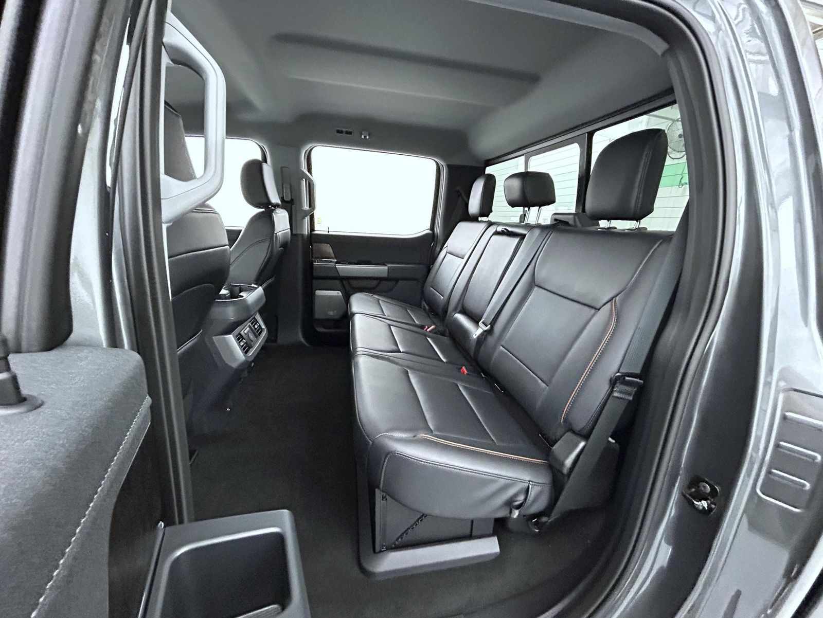 2026 Ford F-250 photo 18