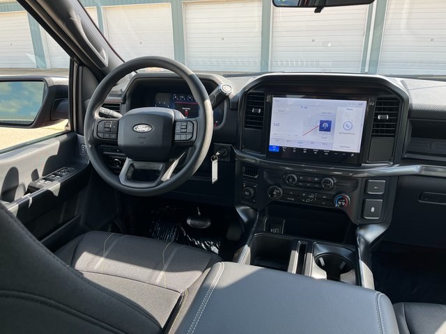 2025 Ford F-150 STX photo 18
