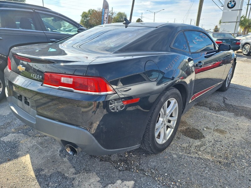 2015 Chevrolet Camaro photo 4