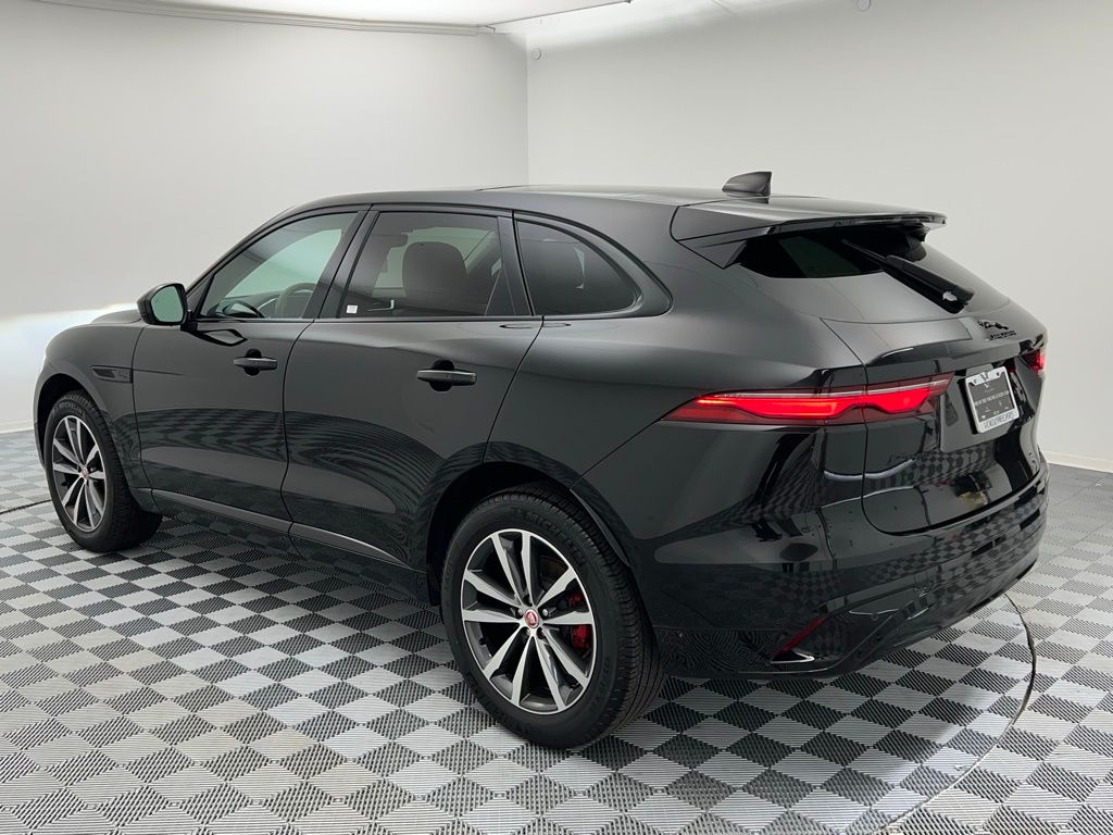 2022 Jaguar F-PACE P250 S photo 9