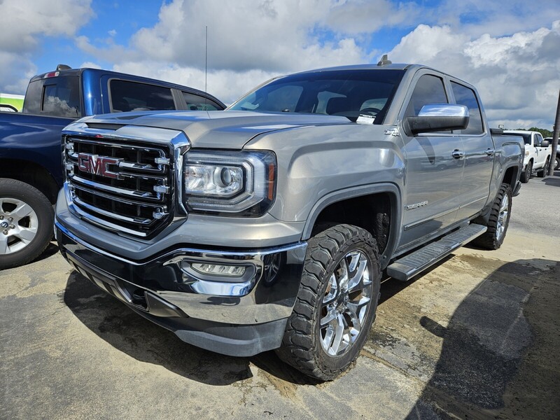 2017 Gmc Sierra 1500 SLT photo 2