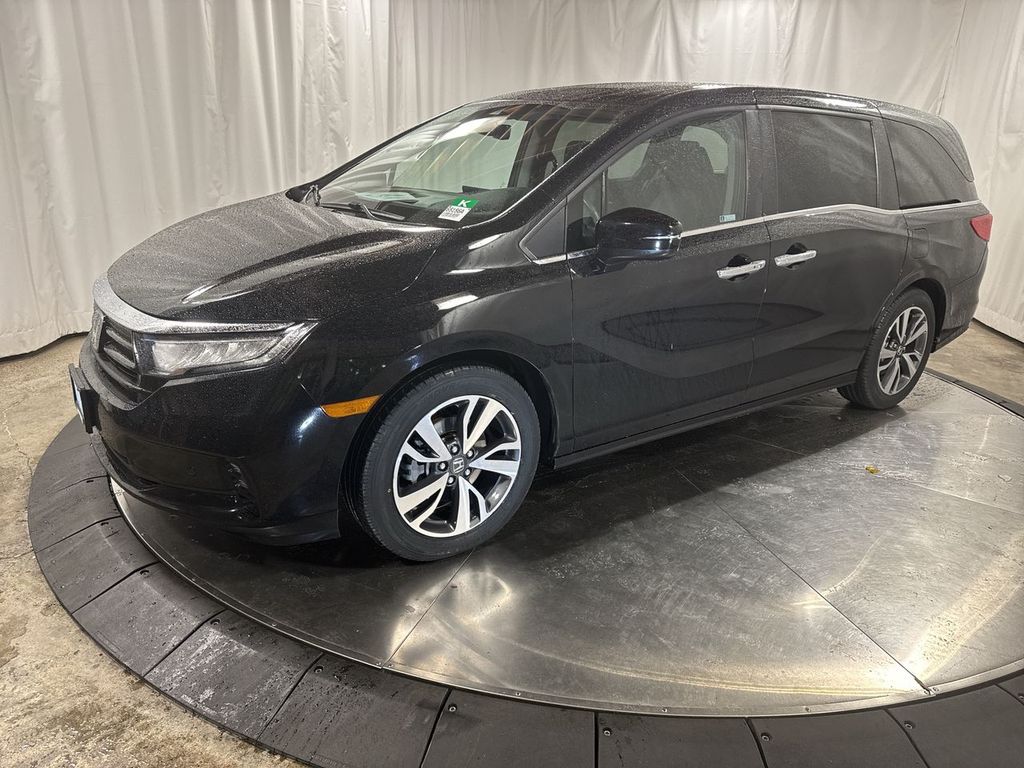 2022 Honda Odyssey Touring's photo