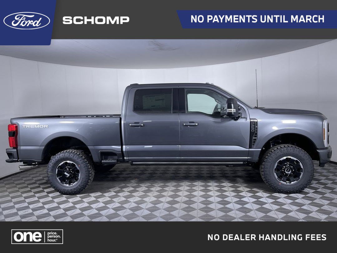 2026 Ford F-250 Super Duty Platinum's photo