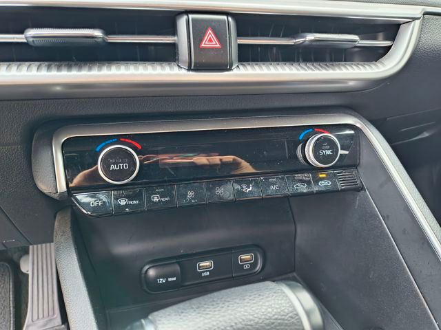 2024 Kia K5 GT-Line photo 22