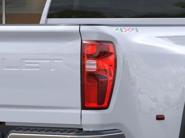 2026 Chevrolet Silverado 3500HD photo 10