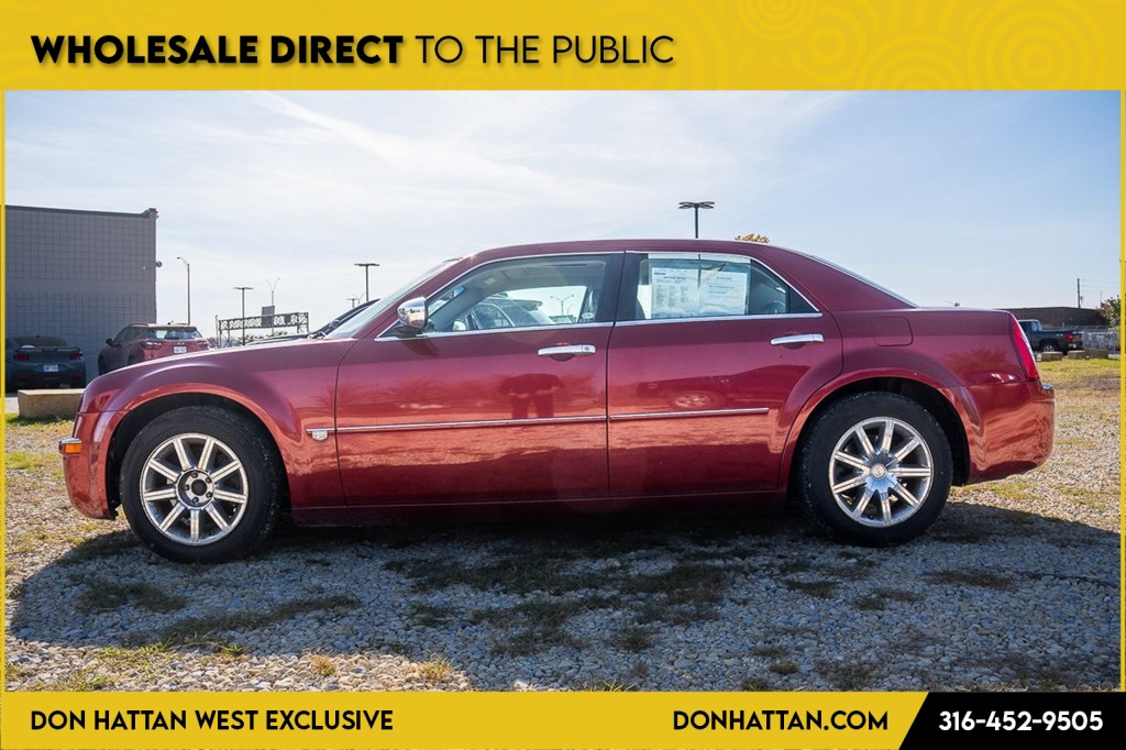 2007 Chrysler 300 C Base photo 2