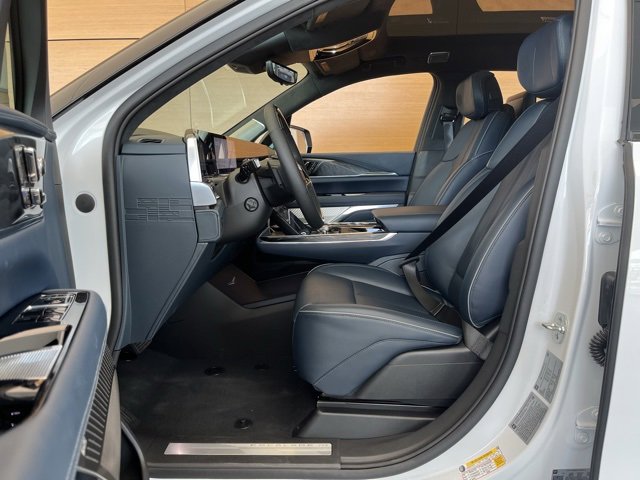 2025 Cadillac Escalade IQ photo 9