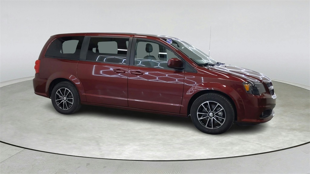 2019 Dodge Grand Caravan photo 2