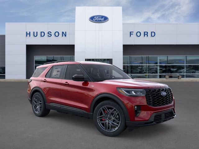 2025 Ford Explorer ST-Line photo 5