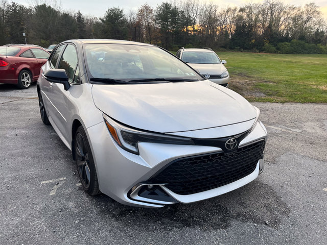 2024 Toyota Corolla Hatchback XSE's photo