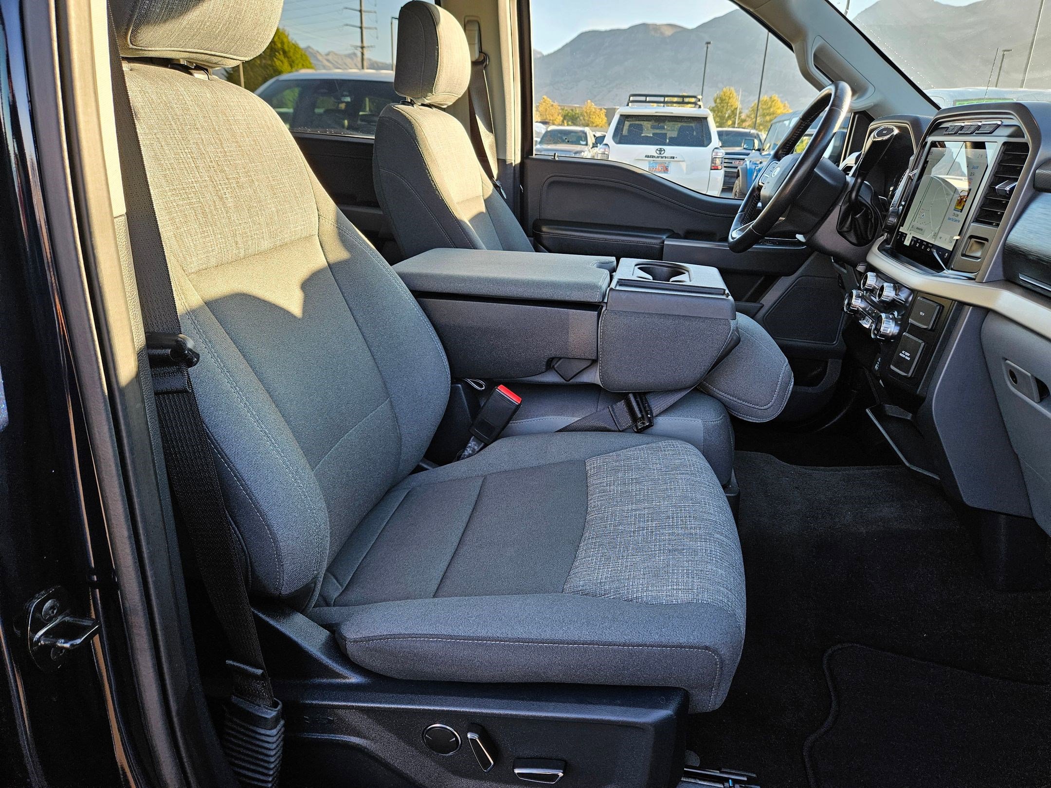 2021 Ford F-150 XLT photo 31