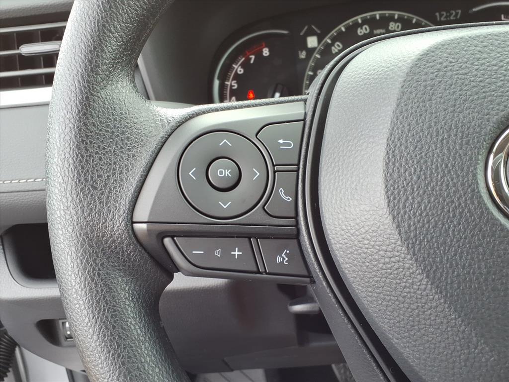 2025 Toyota RAV4 LE photo 18