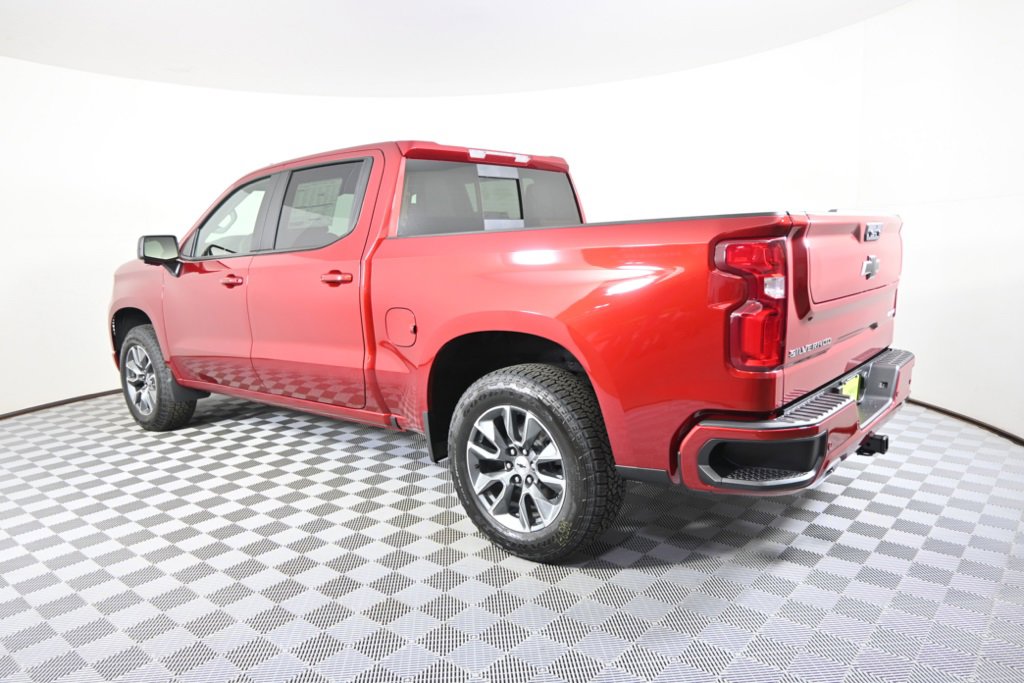 2026 Chevrolet Silverado 1500 RST photo 4