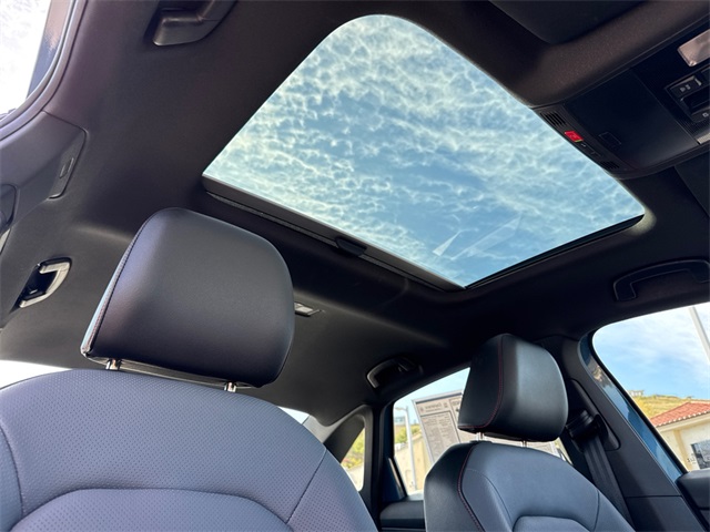 2025 Volkswagen Jetta GLI 2.0T Autobahn photo 12
