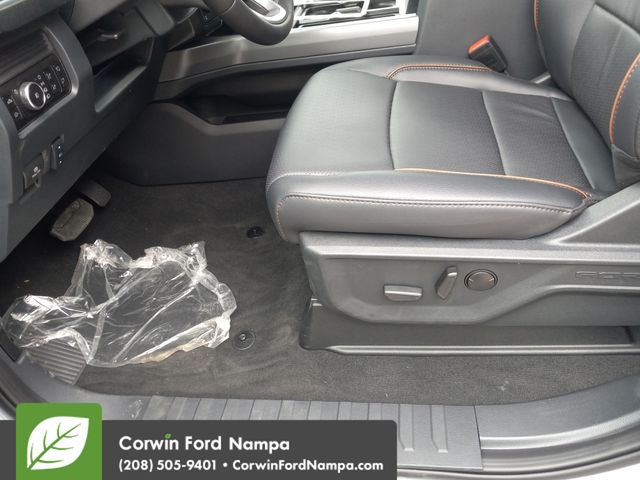 New 2025 Glacier Gray Metallic Tri-Coat Ford Lariat image 14