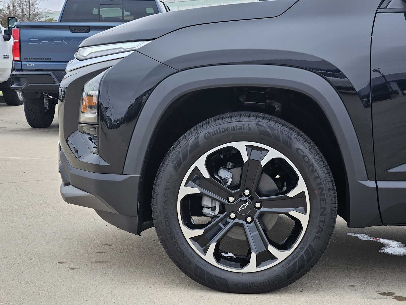 2026 Chevrolet Equinox LT photo 9