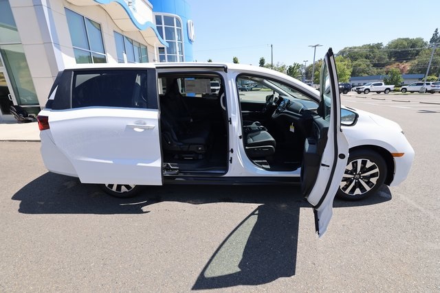2025 Honda Odyssey EX-L photo 19