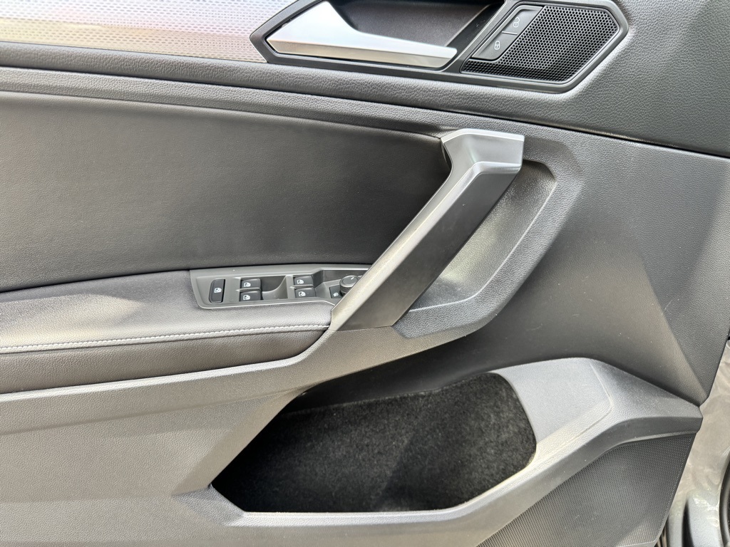 2024 Volkswagen Tiguan S photo 16