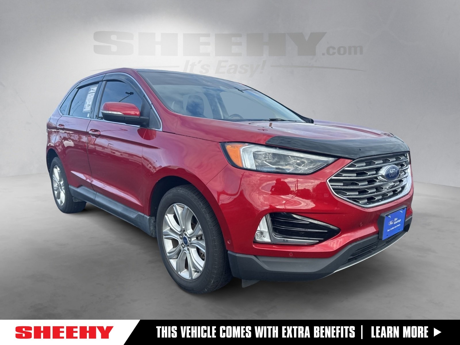 2020 Ford Edge Titanium's photo