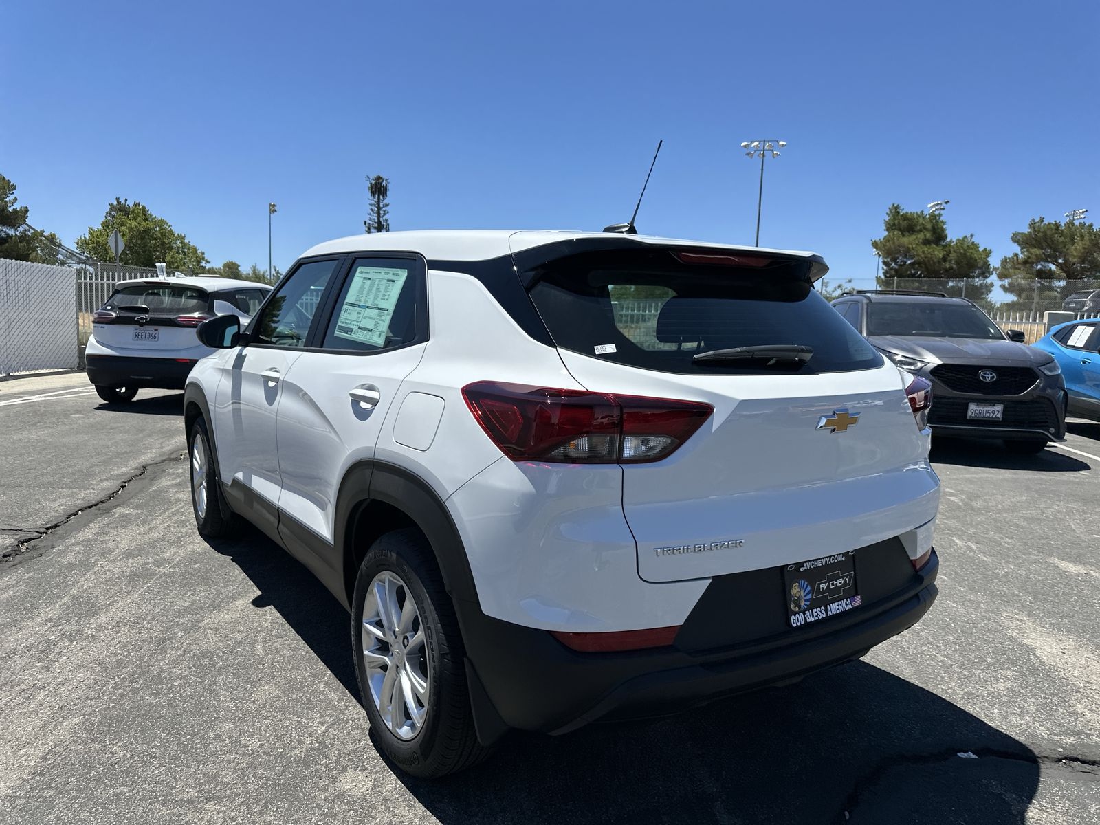 2026 Chevrolet Trailblazer LS photo 3