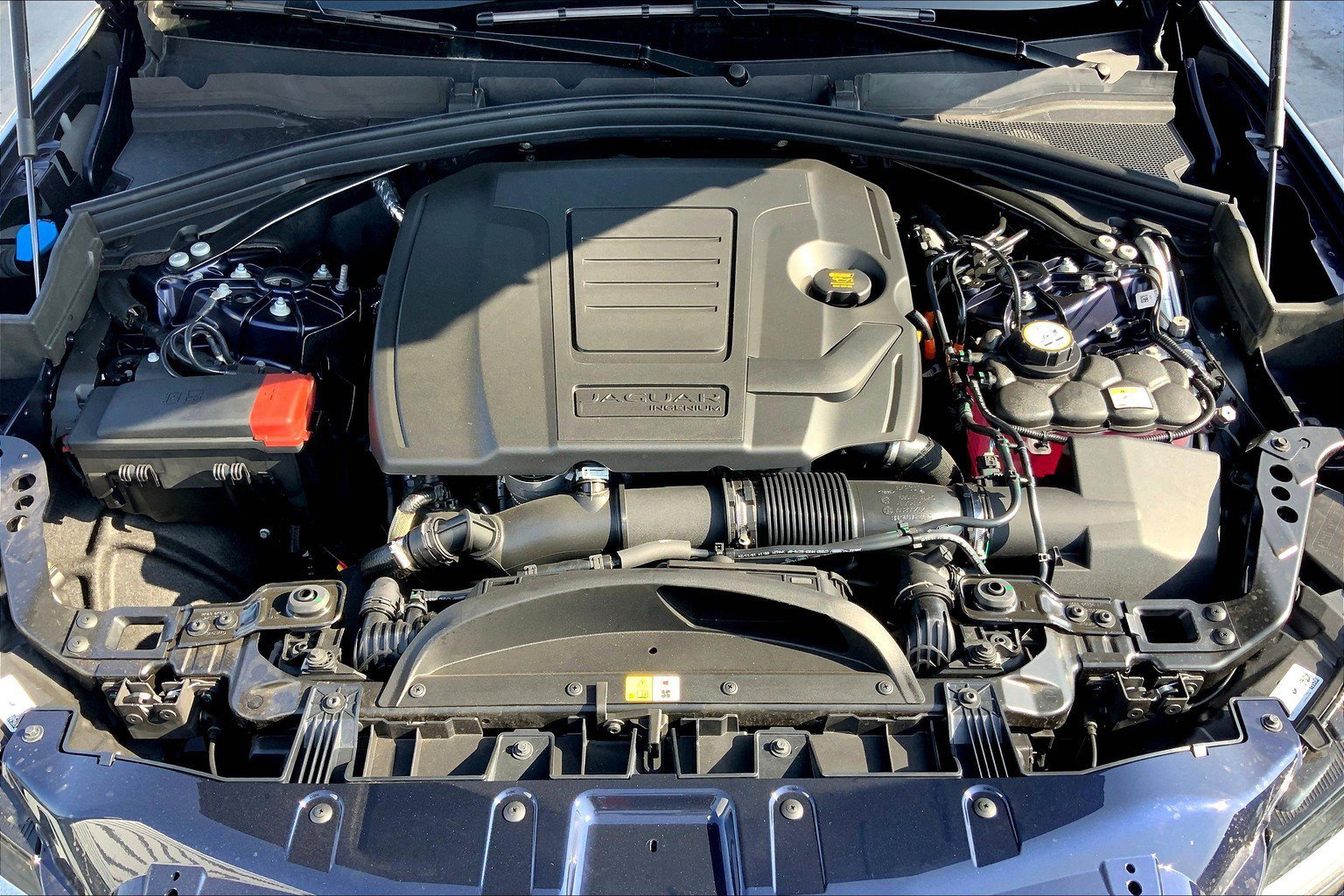 2026 Jaguar F-PACE P250 R-Dynamic S photo 7