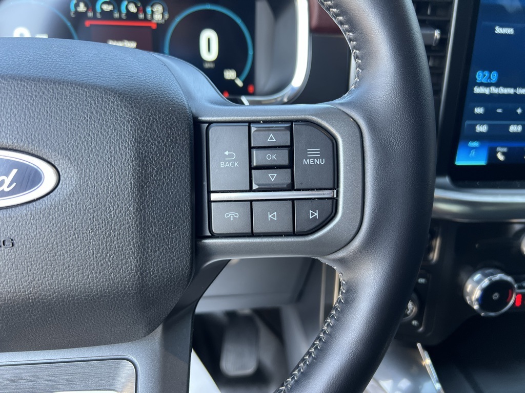 2022 Ford F-150 Lariat photo 21