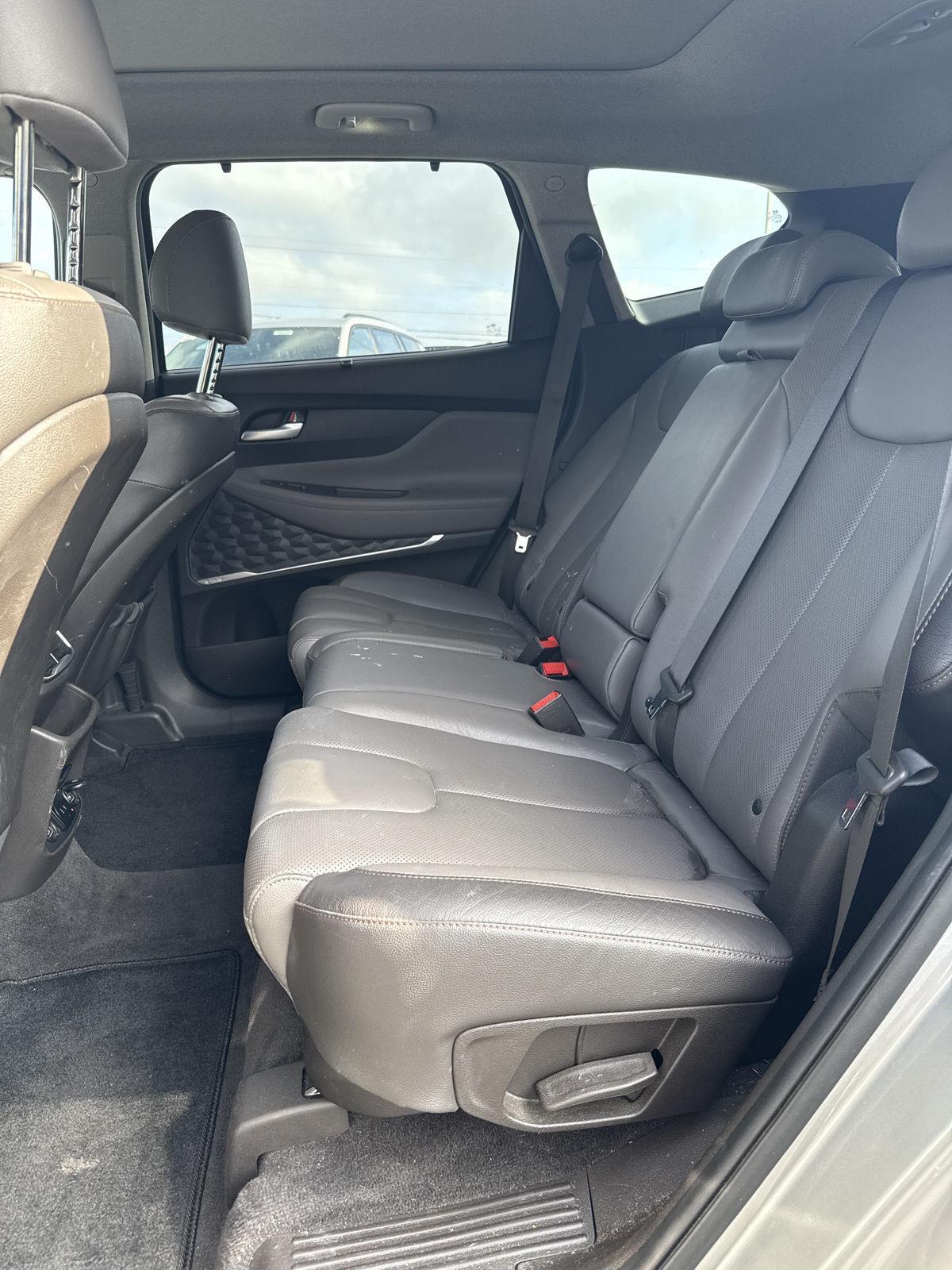 2020 Hyundai Santa Fe Limited photo 6