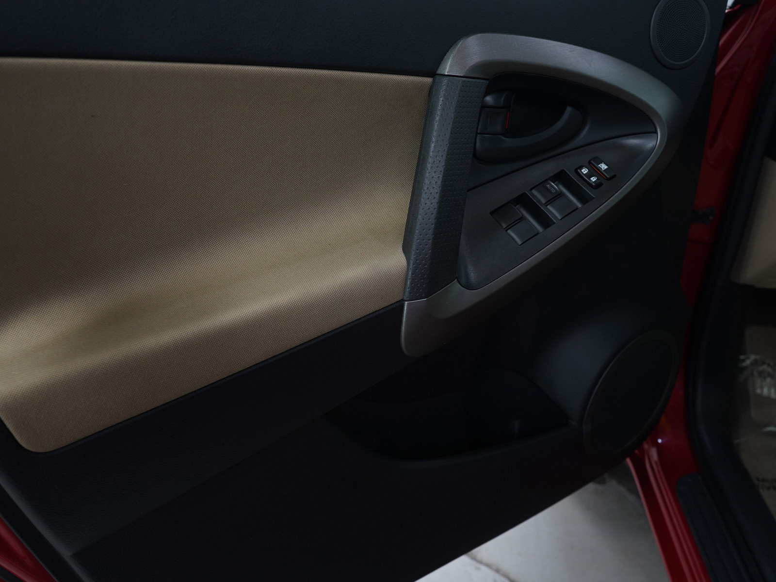 2011 Toyota RAV4 Base photo 15